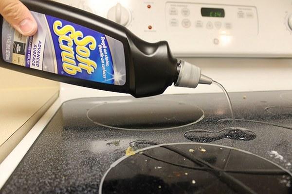 Cách vệ sinh bếp từ đơn giản