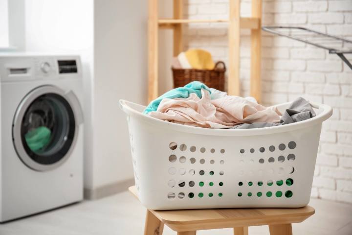 Cách vắt quần áo bằng máy giặt Sanyo