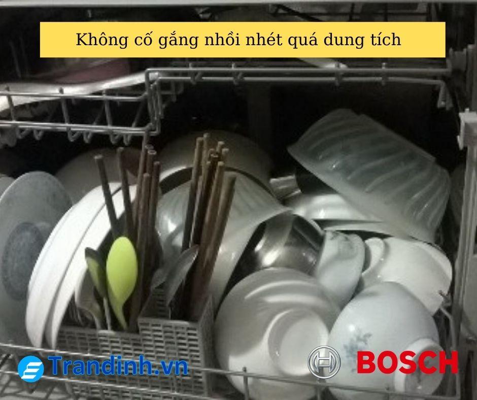 Cách xếp bát vào máy rửa bát Bosch cần lưu ý điều gì?