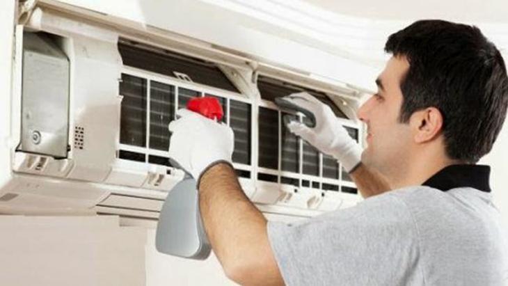 Cách khắc phục điều hòa đang chạy tự ngắt