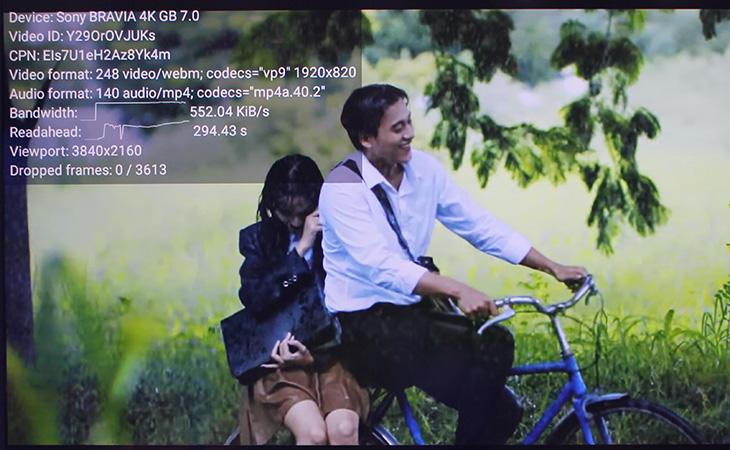 tat-thong-tin-tren-man-hinh-tivi-khi-xem-youtube tắt bảng thông tin khi xem youtube trên tivi