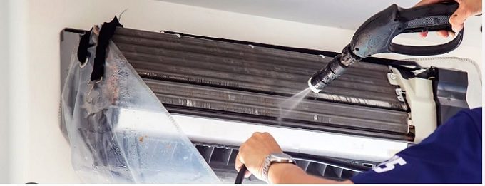 Xịt vệ sinh dàn lạnh